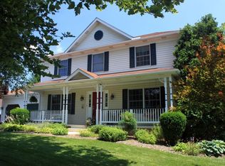 10236 Meadowridge Dr, Myersville, MD 21773