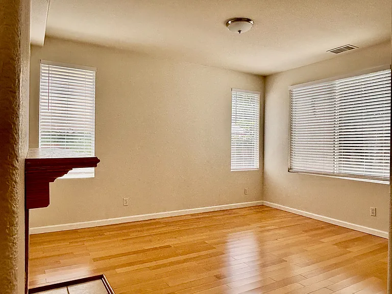 5780 Idlewood St — Photo 16