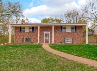 1826 Woodmont Dr, South Bend, IN