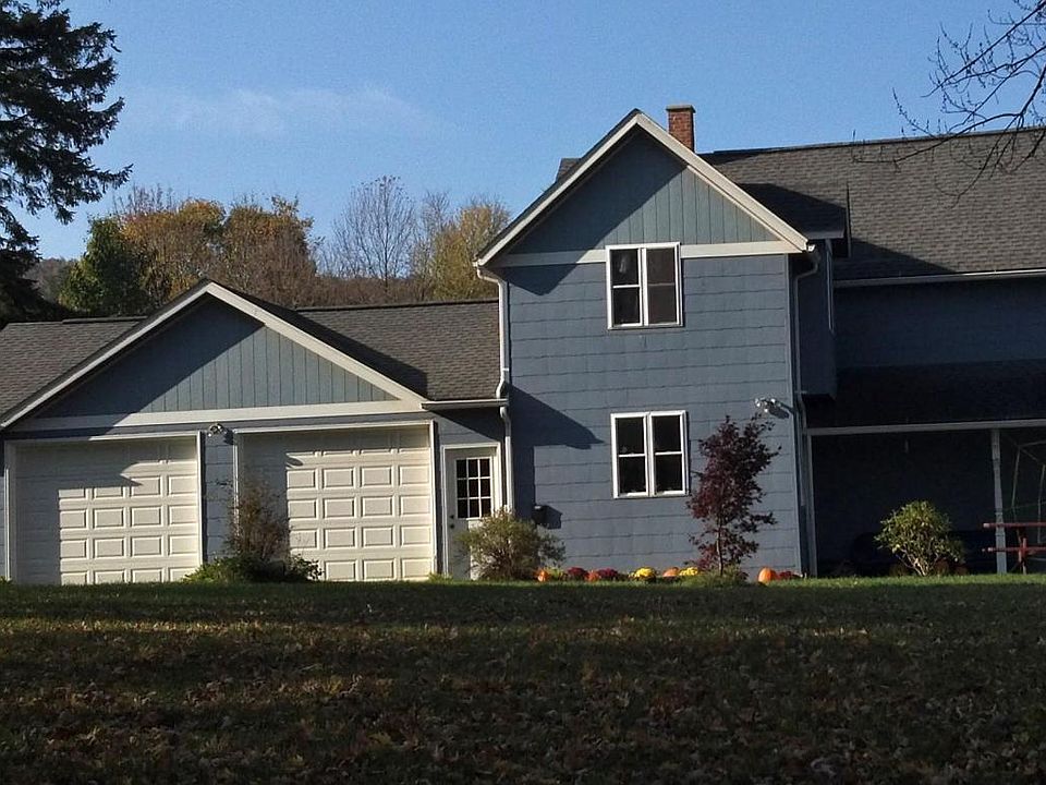 1st image of 858 W Main St