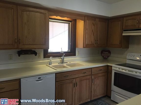 5th image of 4341 W Capital Ave
