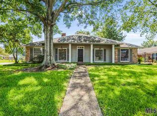 5315 Foxridge Dr, Baton Rouge, LA 70817