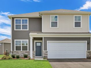 6569 Walnut Ct, Wonder Lake, IL 60097