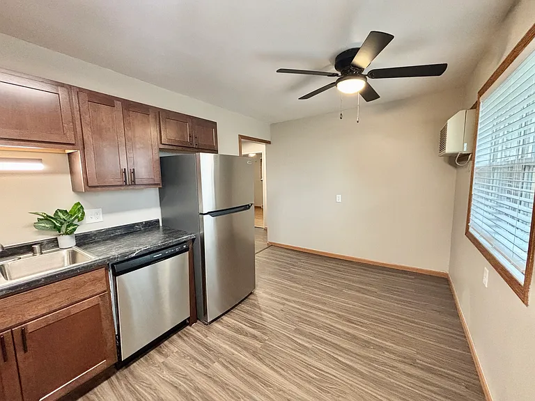 1025 W Fiedler Ln #5 — Photo 9