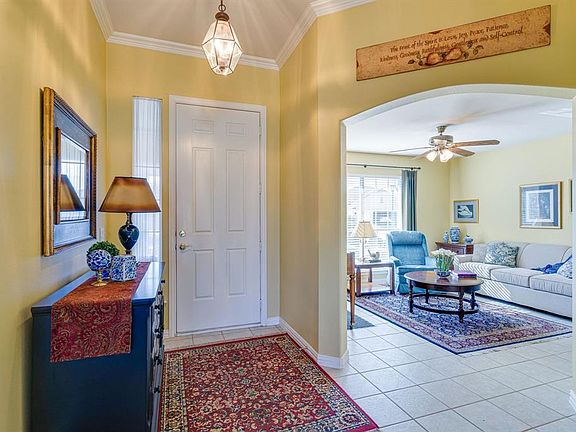 5th image of 10812 Flagstone Ct
