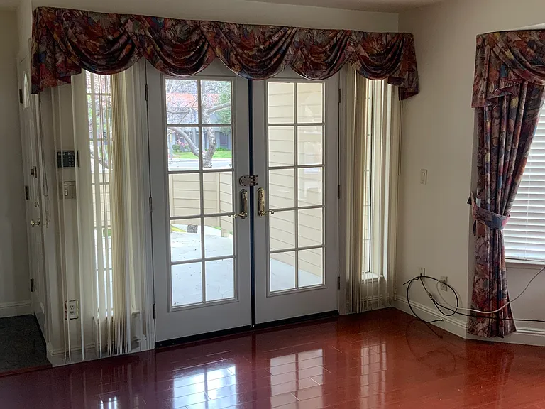 728 Hibiscus Pl — Photo 4