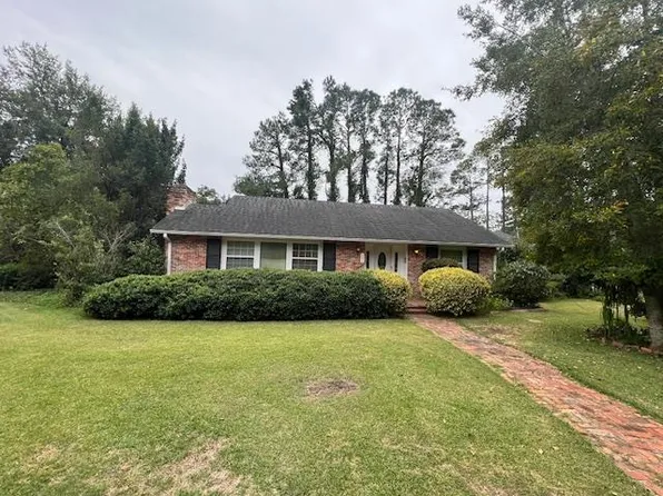 602 Jefferson St E, Douglas, GA 31533