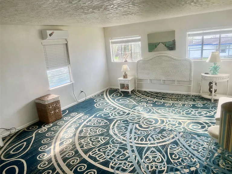 6004 Avenue T — Photo 17