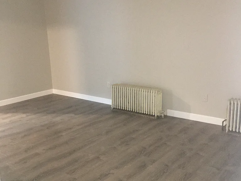 87 Main St #1 — Photo 11