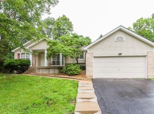 16631 Evergreen Forest Dr, Ballwin, MO