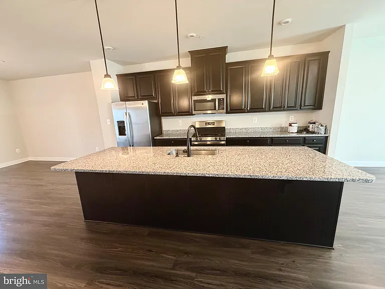 6029 Goshawk St — Photo 16