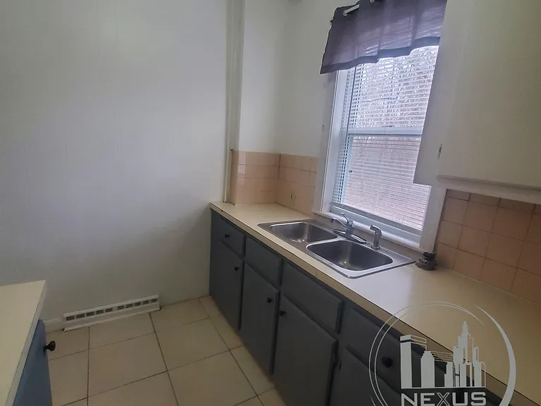142 Lamb St #1 — Photo 27