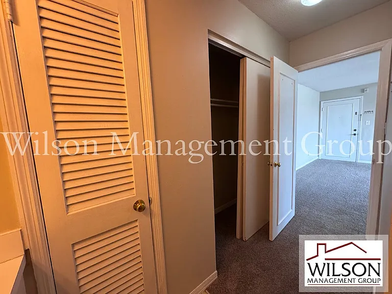 525 Georgetown Dr — Photo 11