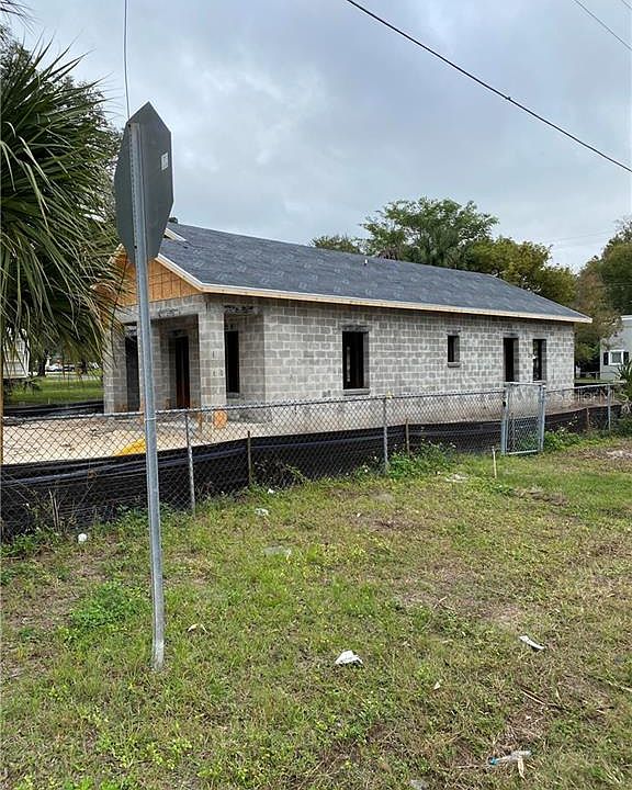 1st image of 2804 E 27th Ave