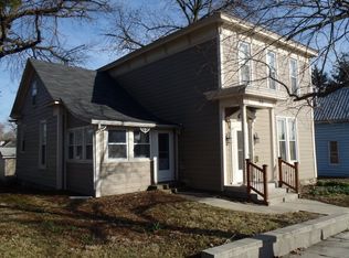 210 Jackson St, Macon, MO 63552
