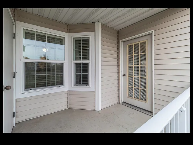 Windsong Place Apartments — Photo 56