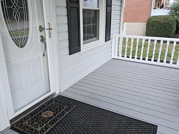 4th image of 2045 Kenwood Blvd SE
