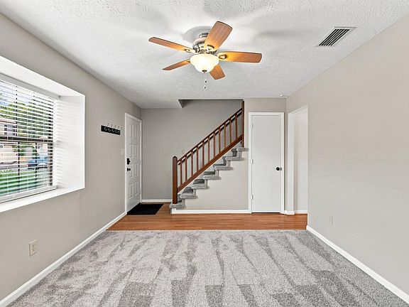 4th image of 138 Cape Charles Sq #138