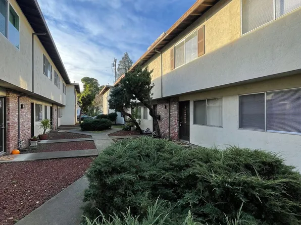 1112 Orchard Street, 1112 Orchard St #4, Santa Rosa, CA 95404