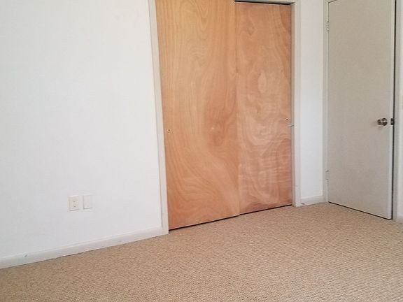 4th image of 20860 W Pennsylvania Ave