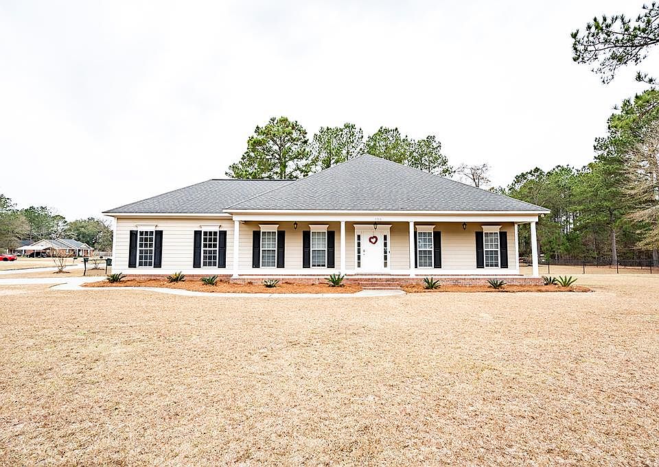 1st image of 125 Hartsfield Dr