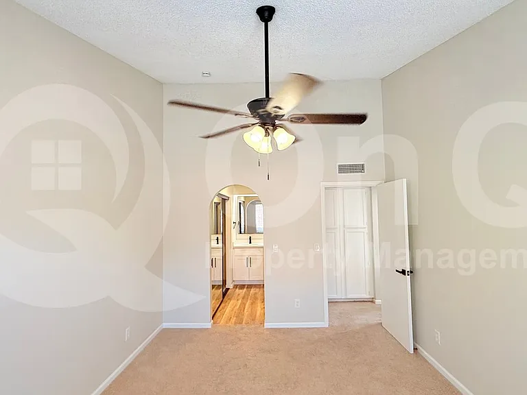 609 E Mesquite Cir #C119 — Photo 2