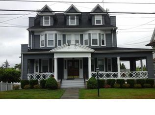 15 Neptune Ave, New Rochelle, NY 10805