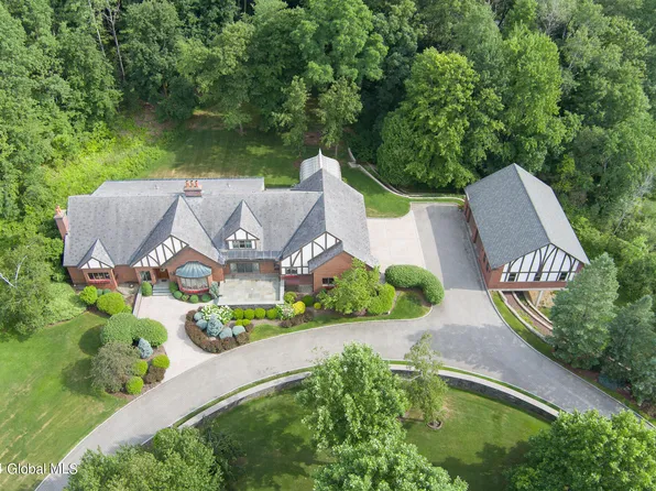 10 Covington Ct., Niskayuna, NY 12309