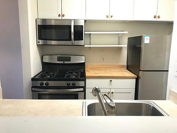 5th image of 1201 Newning Ave #114