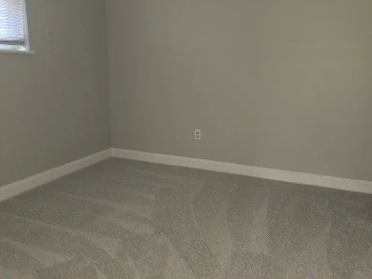 11042 Amburg Ct — Photo 9