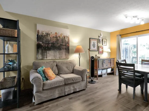 205 Prairiecreek Way, Columbus, OH 43213