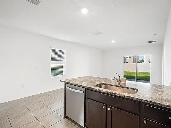 35694 Sunflower Hill Dr — Photo 12