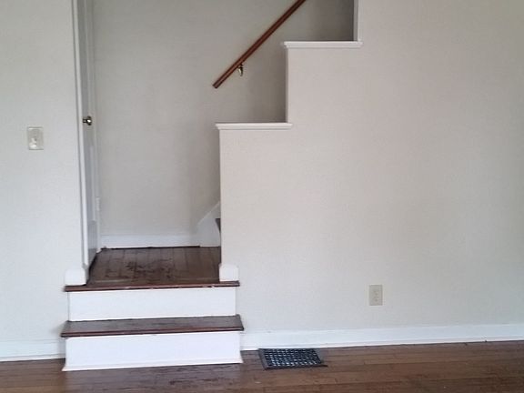 4th image of 7058 Noble Ct