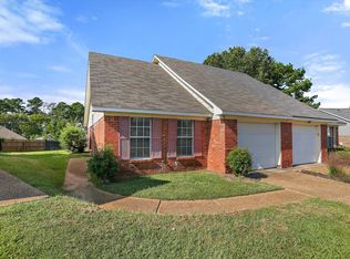 601 Harbor Ridge Dr, Brandon, MS 39047