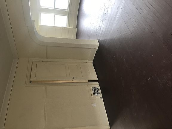 3rd image of 1959 W Finn Pl