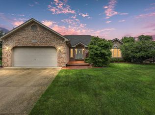 53725 Arabian Trl, Macomb, MI 48042
