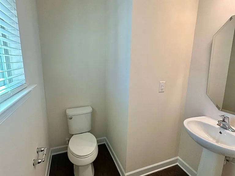5607 Garrow Glen Rd — Photo 3