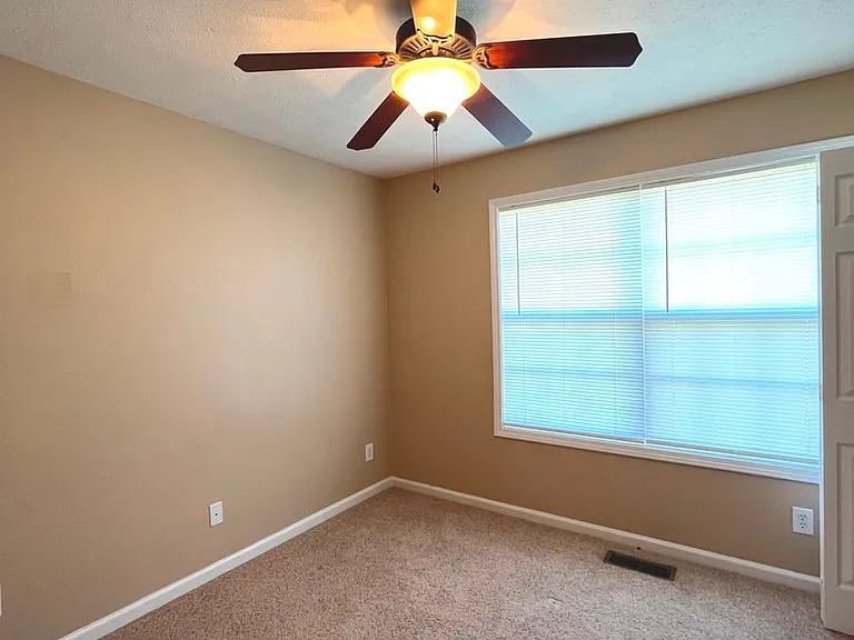 1547 Tylertown Rd — Photo 11