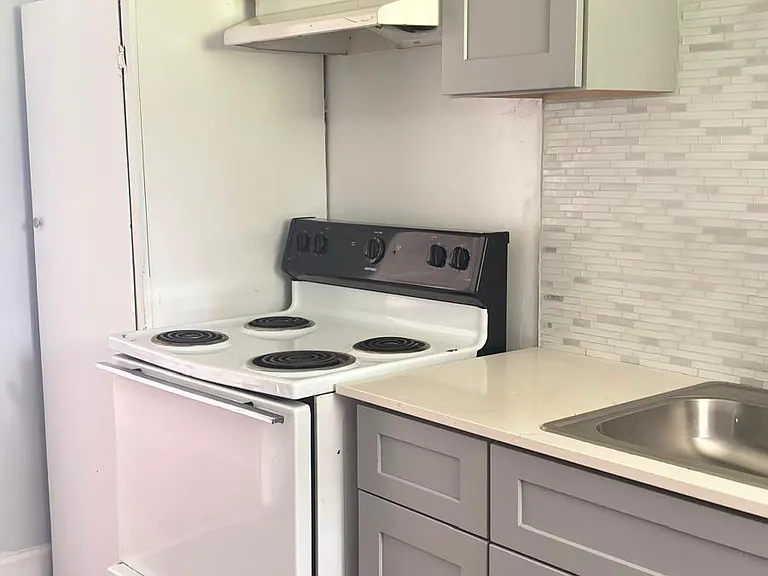 1505 Halifax St #A — Photo 2