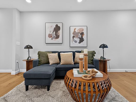 4th image of 3341 Chestnut Ave