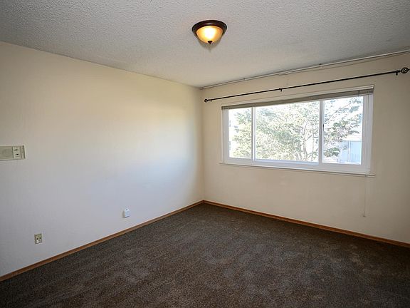 5th image of 1273 11th Ave