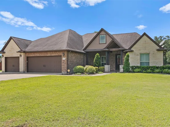 32226 Bayou Bnd, Richwood, TX 77515