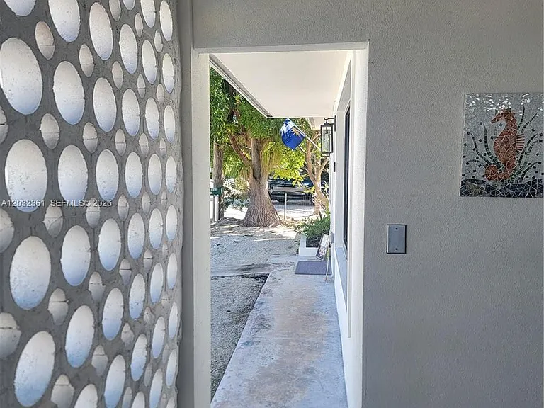 11339 5th Ave — Photo 31