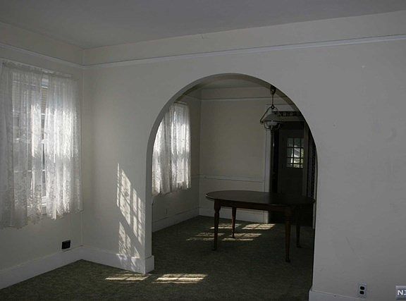 5th image of 91 Chamberlain Pl