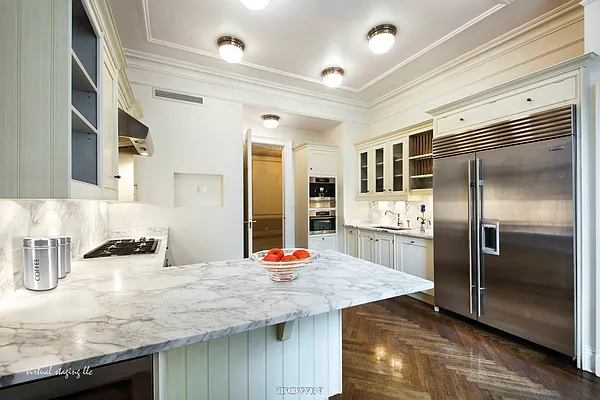 Rented by Town Residential | media 28