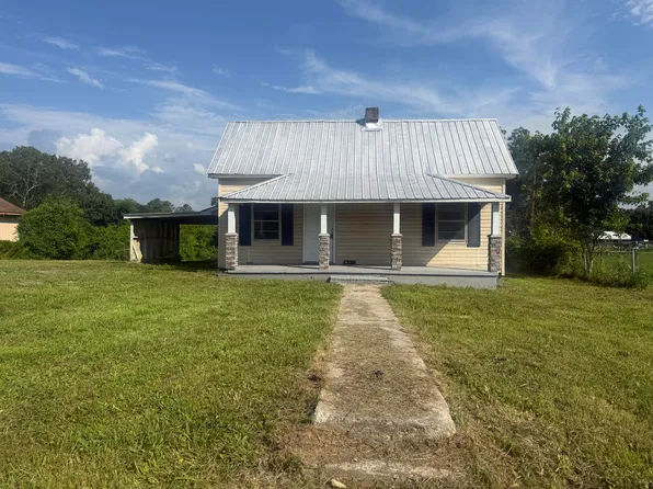 617 Ehrich Ave, Bridgeport, AL 35740