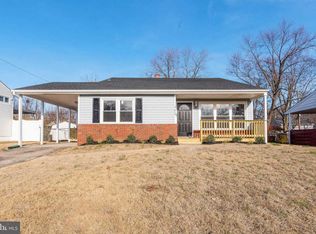 705 Carolyn Rd, Glen Burnie, MD 21061