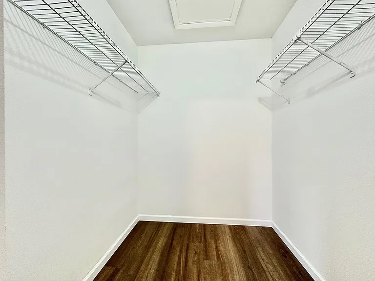 1917 NW 94th Ave #204A — Photo 29