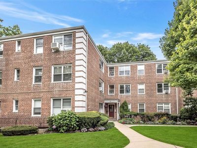 11 Edwards Street #1B, Roslyn Heights, NY, 11577