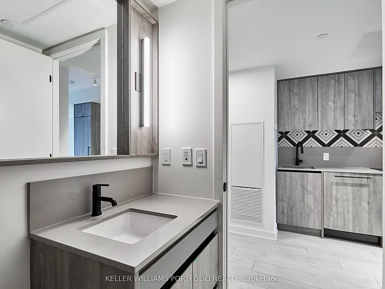 5 Lakeview Ave #520 — Photo 13
